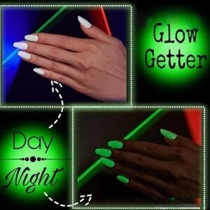 Color Street “Glow Getter” Glow-In-The-Dark off-white Nail Strips.  New.